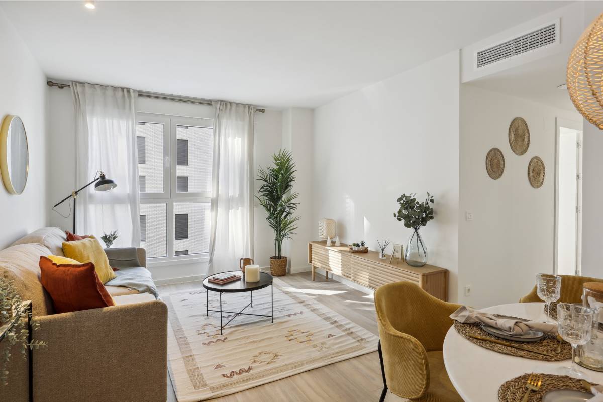 Salón luminoso amueblado en Luzzes | Ensanche de Vallecas