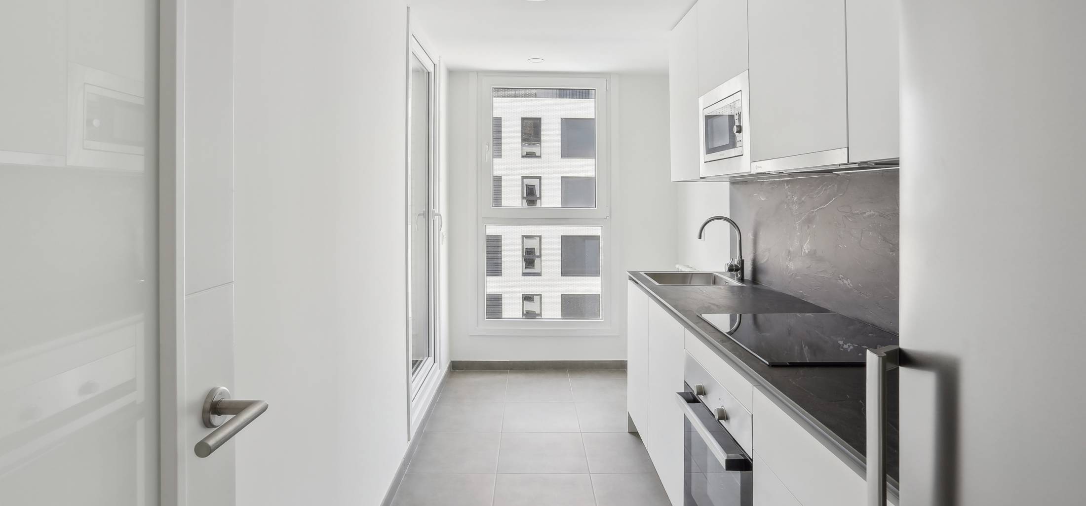 Comedor vivienda espacioso | Bialto | Luzzes | Ensanche de Vallecas