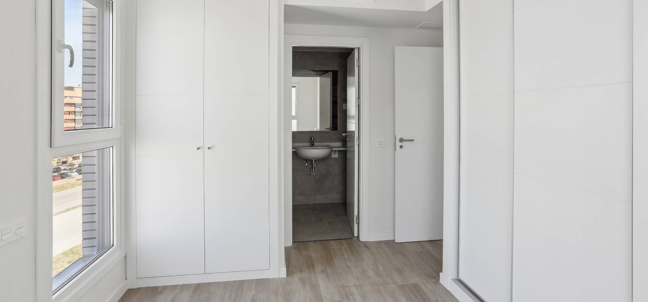 Baño vivienda Bialto | Luzzes